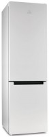 Photos - Fridge Indesit DS 4200 W white