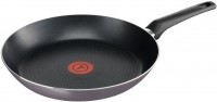 Photos - Pan Tefal Essential B3260402 24 cm