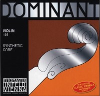 Photos - Strings Thomastik Dominant Violin 135 
