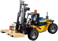 Photos - Construction Toy Lego Heavy Duty Forklift 42079 