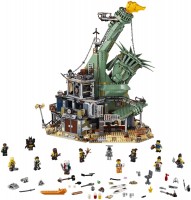 Construction Toy Lego Welcome to Apocalypseburg! 70840 