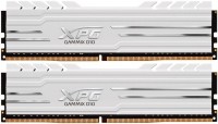 Photos - RAM A-Data XPG Gammix D10 DDR4 2x16Gb AX4U320016G16A-DW10