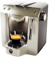 Photos - Coffee Maker Electrolux ELM5200 golden