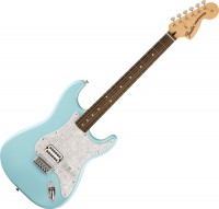 Guitar Fender Limited Edition Tom DeLonge Stratocaster 