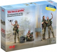 Photos - Model Building Kit ICM War Has No Gender (1:35) 