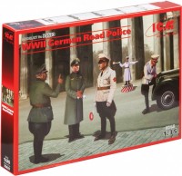 Photos - Model Building Kit ICM WWII German Road Police (1:35) 