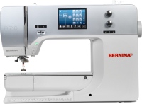 Sewing Machine / Overlocker BERNINA B710 