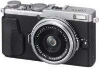 Camera Fujifilm FinePix X70 